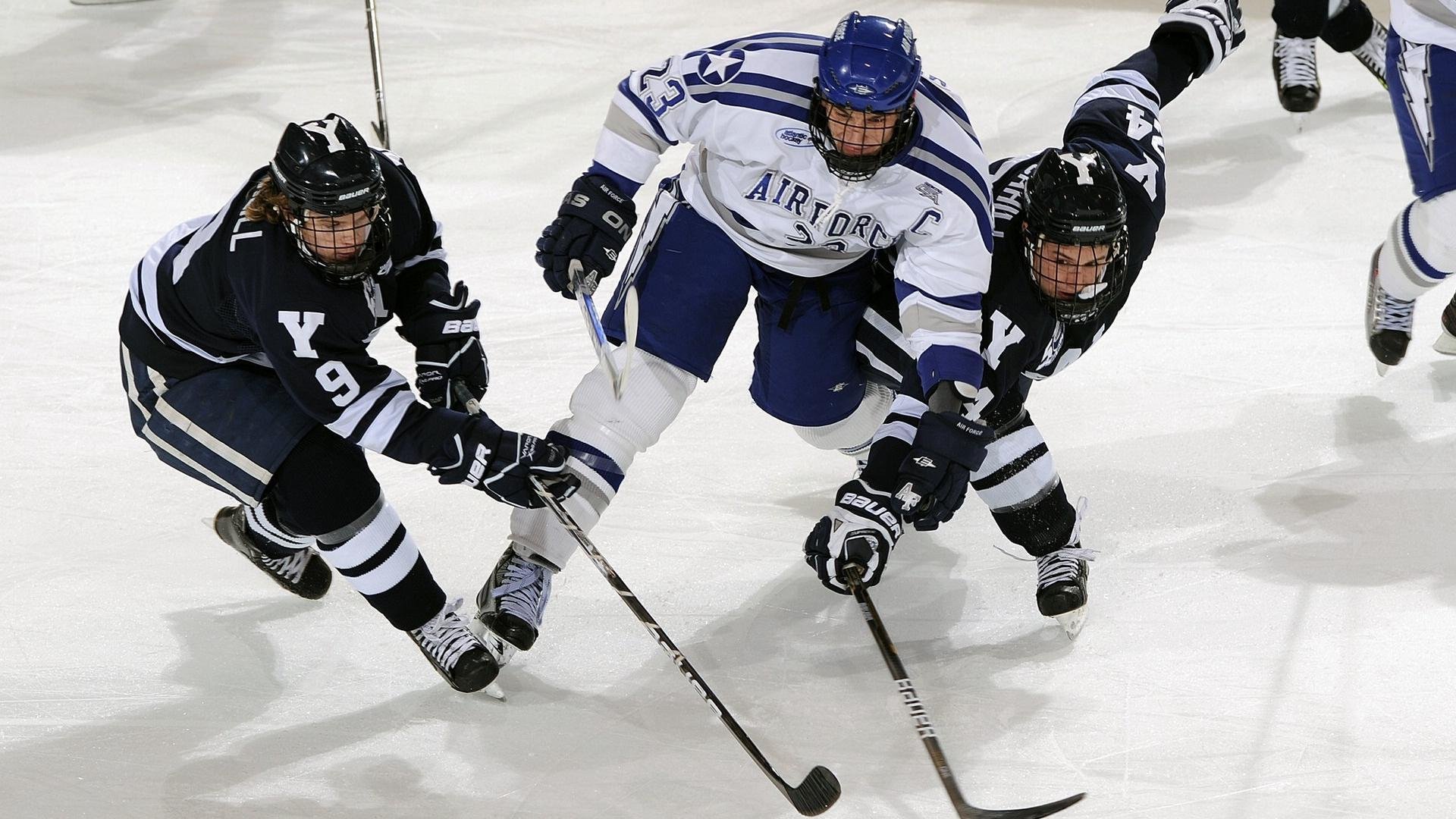 高光永驻，从峡谷到绿茵，胜负之外的永恒对决，高光永驻——峡谷与绿茵的永恒对决
