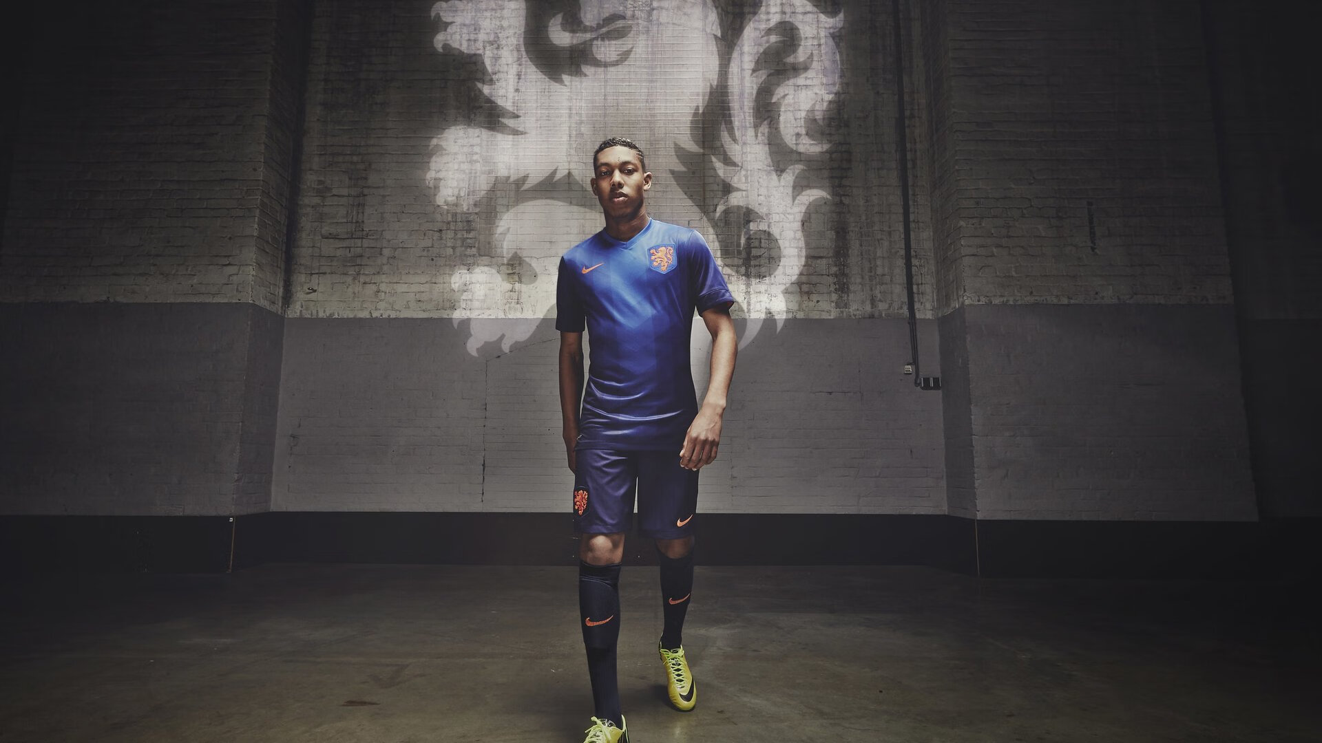 双重王座，从上海到马德里的胜利回响，双重王座，从上海到马德里的胜利回响